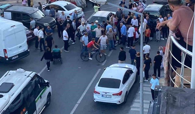 Ters yönden gelen otomobil ile motosiklet çarpıştı: 1 yaralı