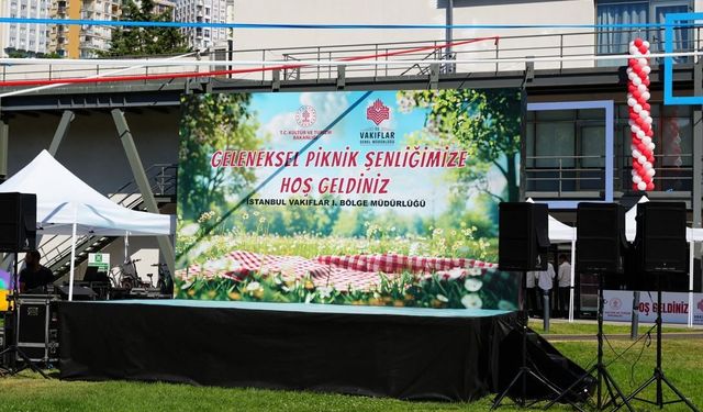 Vakıflar Genel Müdürlüğü, 100 öğrenci ve ailelerine özel geleneksel piknik programı düzenledi