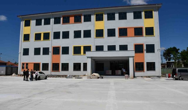 Yeniçiftlik'e eğitim yatırımı