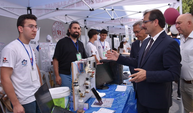 Salihli Bilim Fuarları Festivali açıldı
