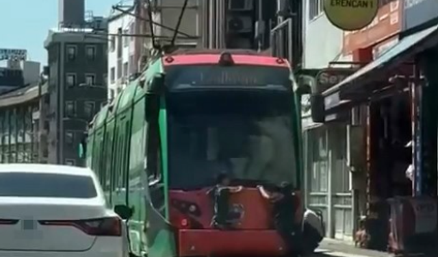 Bursa'nın Osmangazi ilçesinde tehlikeli yolculuk kamerada