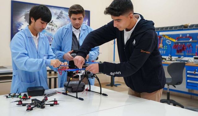 Meslek liselerinde o bölüm kapatılıyor! İnegöl'deki öğrencilerin dikkatine