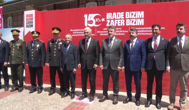Bursa'da 15 Temmuz'un hafızası UNESCO Meydanı'nda yaşatılıyor