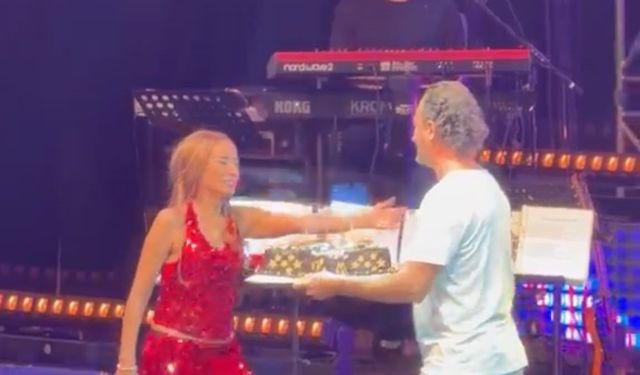Yıldız Tilbe'den sahnede şok eden doğum günü çıkışı..."Biten bir ömrün neyini kutlayacağım"