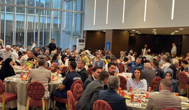 15 Temmuz'un kahramanları Arnavutköy'de 'vefa sofrasında' buluştu