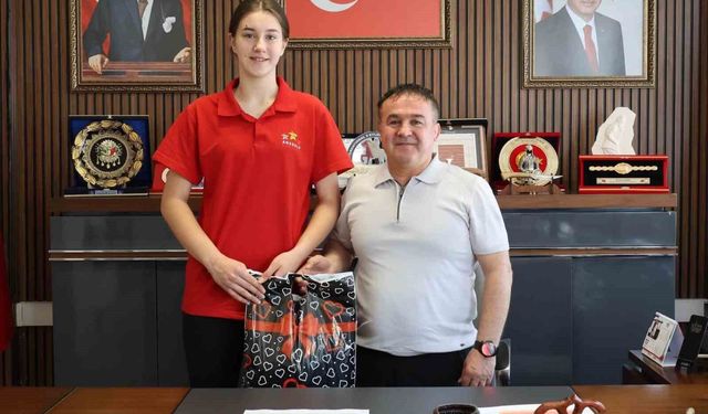 Bilecikli sporcu TVF Spor Lisesi'ni kazandı