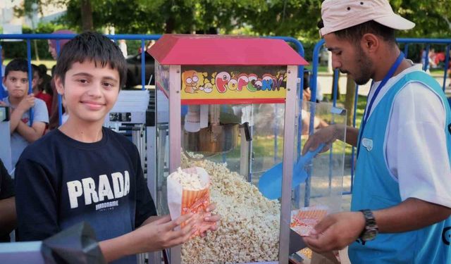 Esenyurt'ta yaz akşamları kültür ve sanat etkinlikleriyle renklendi