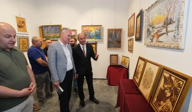 Yüksel Kılıçoğlu’nun Kişisel Resim Sergisi İnegöl Kent Müzesi’nde Açıldı