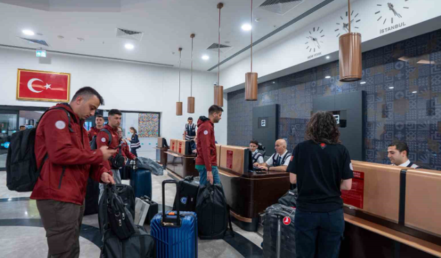 Türk bilim insanları 6’ncı kez Arktik’te