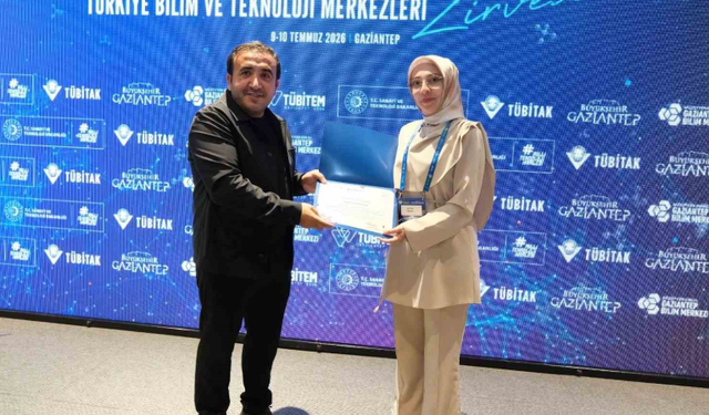 Bilim Uşak Ekibi 5. Türkiye Bilim ve Teknoloji Merkezleri Zirvesi’ne katıldı