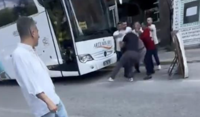 Bursa Osmangazi'de otopark görevlisi ile vatandaş arasında bıçaklı kavga