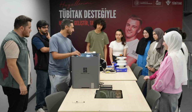 KBÜ’de lise öğrencileri dijital üretim ve yapay zeka eğitimi alıyor