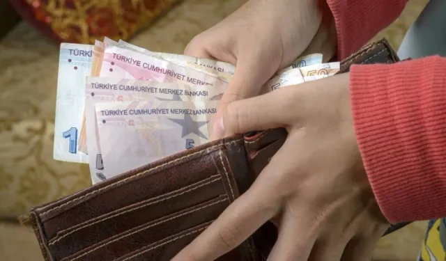 Memur ve emeklinin temmuz zammı için 3 farklı beklenti