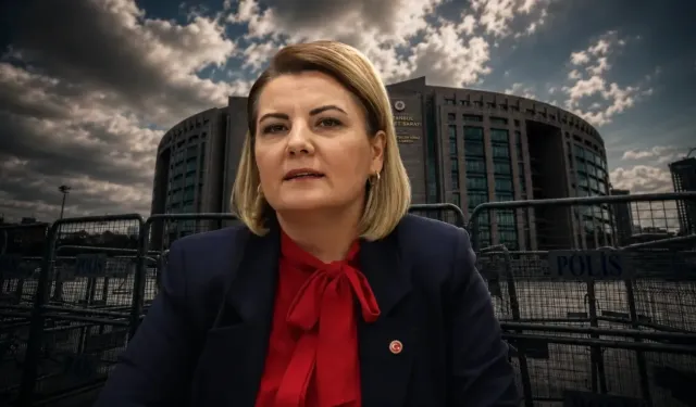 İzmit Belediye Başkanı Fatma Kaplan Hürriyet ve 19 şüpheli tutuklandı