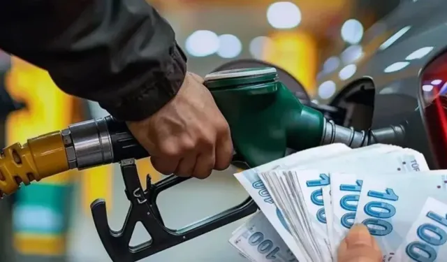 Benzinin litre fiyatına zam geliyor