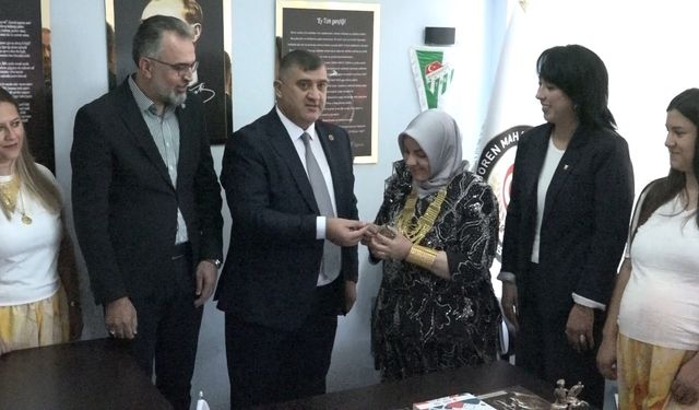 Kadınlar köyün yönetimini ele geçirdi