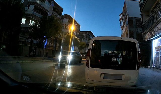 Bursa Mustafakemalpaşa'da otomobilin çarptığı 72 yaşındaki kadın hayatını kaybetti