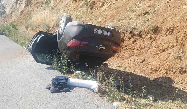 Bilecik'te otomobil takla attı: 2 yaralı