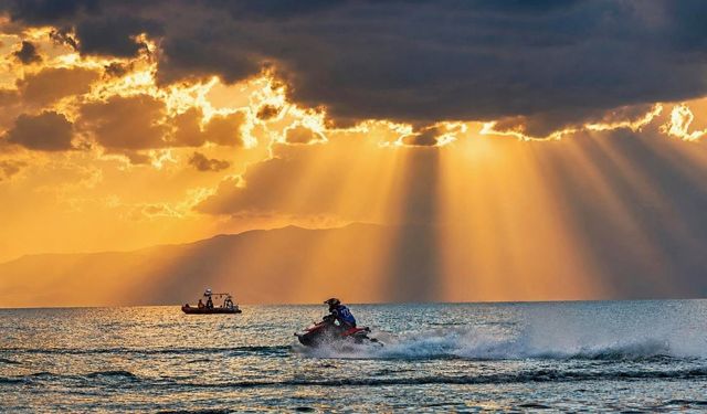 İznik Gölü'nde adrenalin zirve yaptı