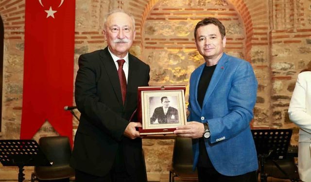 Usta oyuncu Altan Erkekli Osmangazi'de 'Bir Memleket Hikayesi' anlattı