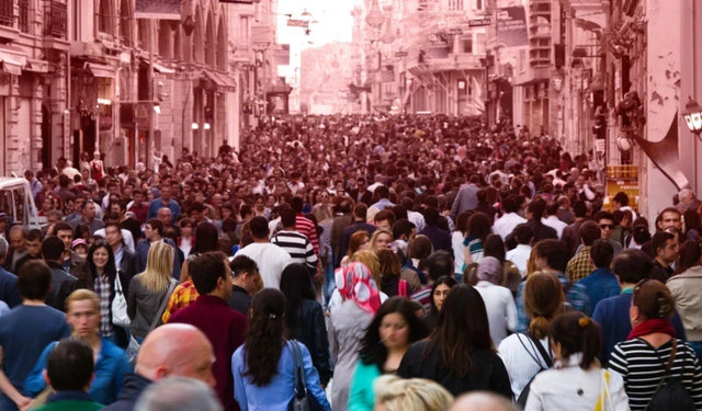 Türkiye'nin istihdam tablosu belli oldu! İşsizlikte son 14 yılın en düşük seviyesi