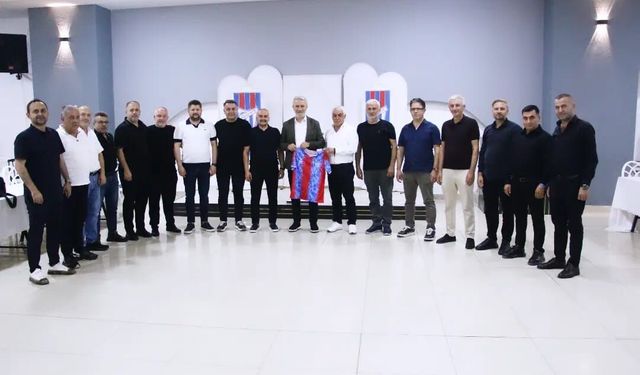 İnegöl Yenicespor’da Hedef Büyük! Şampiyon Takım Yeni Sezona Dayanışmayla Başladı