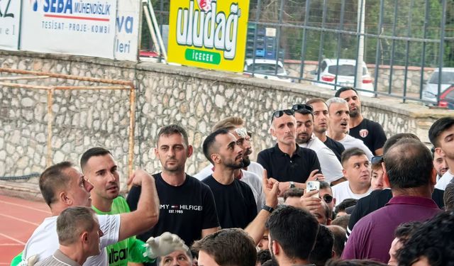 İnegölsporlu Harun kalesinde devleşti! Taraftar bağrına bastı