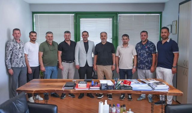 İnegölspor’un ilk deplasmanında Alinur Aktaş'tan sürpriz ziyaret