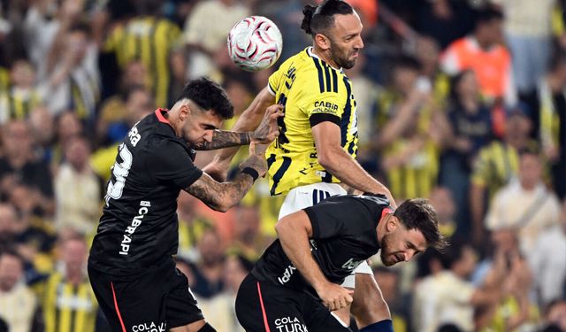 Fenerbahçe-Beşiktaş derbisinde ilk yarı: 1-1