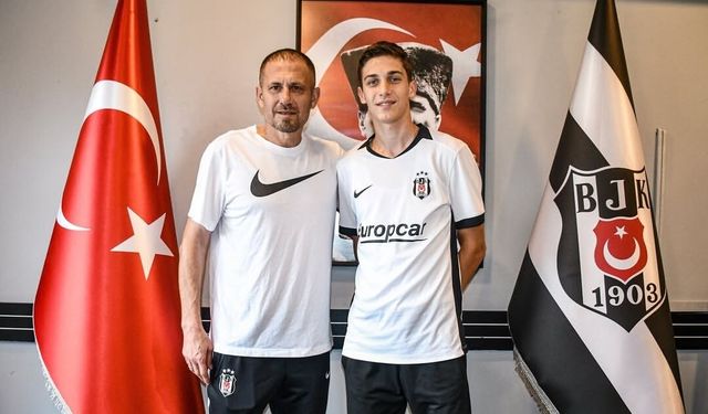 İnegöl Kafkasspor’un gururu!  Genç file bekçisi siyah-beyazlı formayı giydi