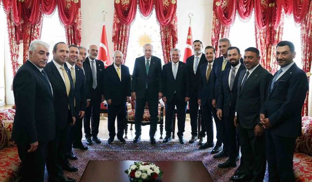 Cumhurbaşkanı Erdoğan, 4 spor kulübü başkanını kabul etti