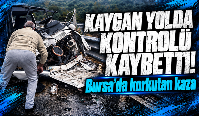 Bursa Gemlik'te yağış sebebiyle kontrolden çıkan otomobil refüje çarptı