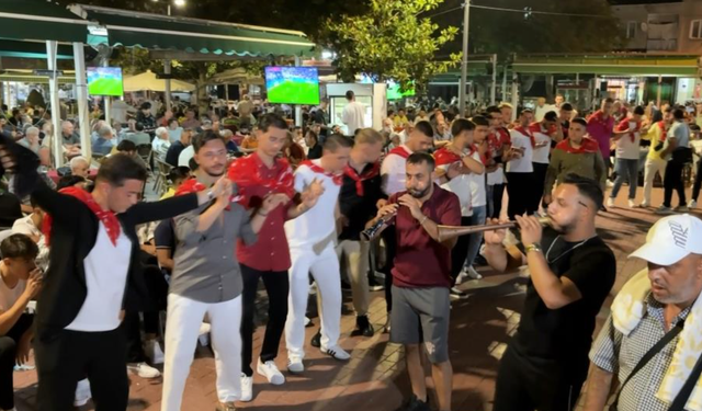Bursa'da 50 asker adayı 100 yıllık gelenekle uğurlandı