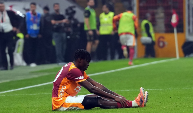 Aşil tendonu mu koptu? Galatasaray, Wilfried Singo'nun sakatlığını açıkladı