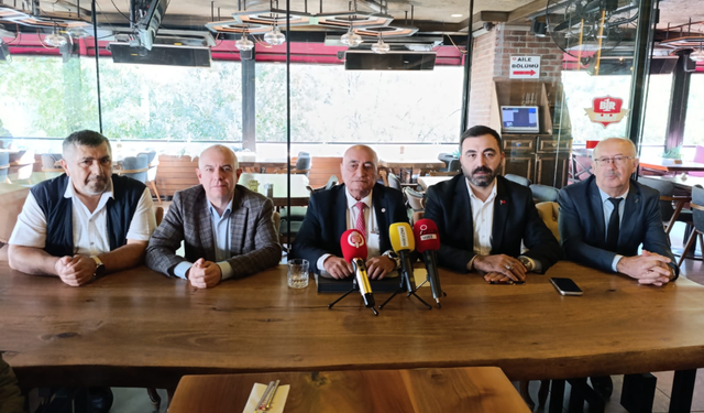 İnegöl Yeni Parti'de başkanlık yarışı başladı: Yaşar Yılmaz adaylığını açıkladı