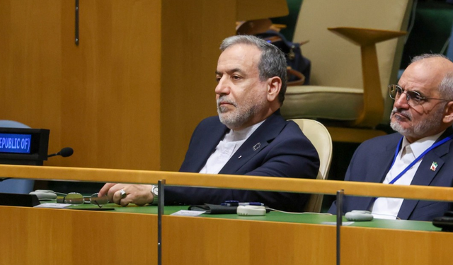 İran: "Belirli şartlar yerine getirilirse Hürmüz Boğazı 7 gün içinde açılacak"