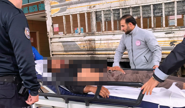 Bursa İnegöl'de kanlar içinde kamyonetle acile getirildi