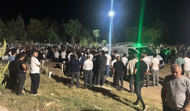İnegöl’de 13 yaşındaki Ayşegül son yolculuğuna uğurlandı!