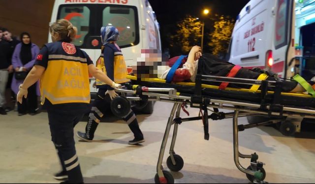 İnegöl’de feci kaza! 9 aylık hamile kadın ve eşi 10 metreden şarampole uçtu