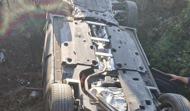 İnegöl’de araç dere yatağına uçtu: 5 yaralı