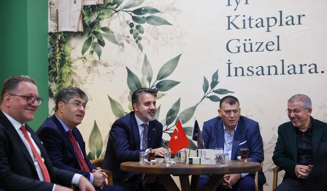Başkan Vekili Biba'dan üniversitelilere mesaj: "Sizin olanı size sunuyoruz"