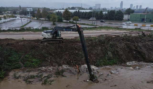 Bursa Büyükşehir'den yoğun yağış mesaisi: 645 olaya müdahale!