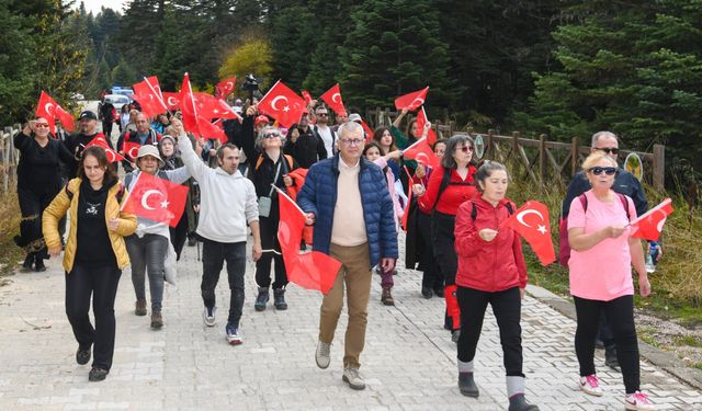 Cumhuriyet coşkusu Uludağ’ın zirvesinde yaşandı!