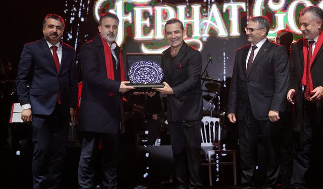 Yağmura rağmen Bursa’da Cumhuriyet coşkusu dinmedi