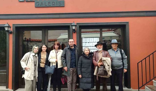 'Bedri Rahmi Eyüboğlu Yaşıyor' sergisi söyleşiyle tamamlandı