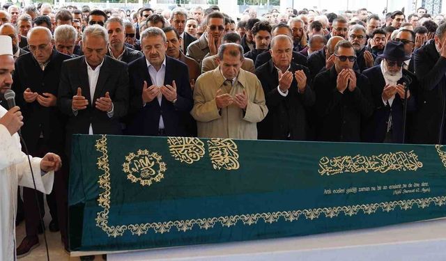 İbrahim Hatipoğlu'nun babası Münir Mustafa Hatipoğlu son yolculuğuna uğurlandı