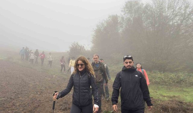 Mysia Yolları'nda Cumhuriyet Bayramı yürüyüşü