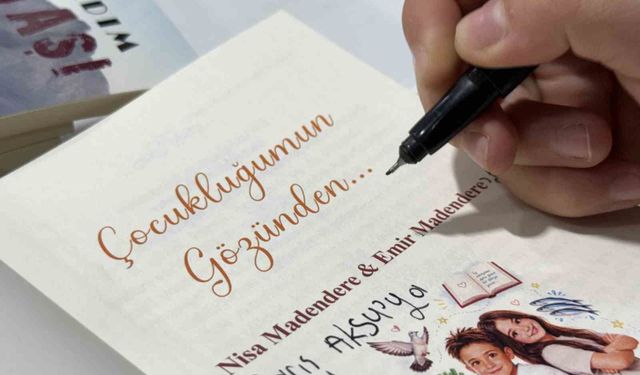 Uluslararası 16. Kocaeli Kitap Fuarı'nın en genç ikiz yazarları