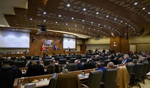 Büyükşehir Meclisi'nde 500 milyonluk krediye onay!