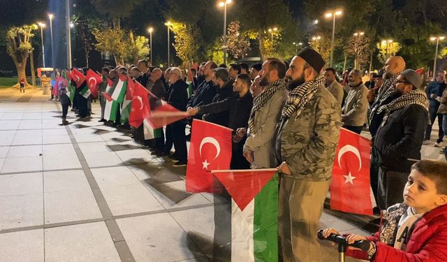 İnegöl’de Gazze için tek yürek oldular!